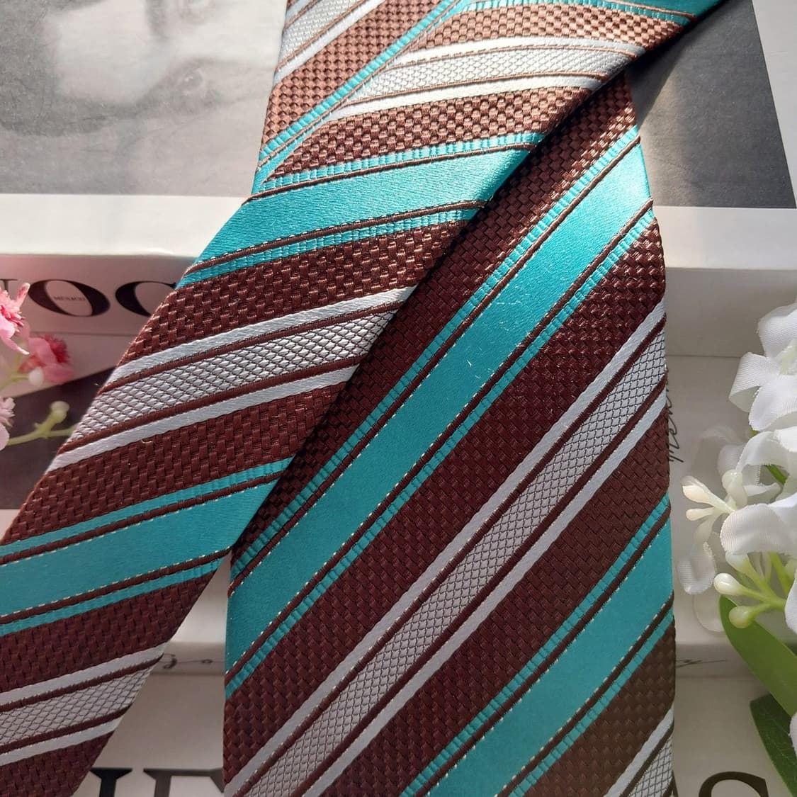 니나리치 실크 스트라이프 패턴 넥타이 9.4cm A+등급 K1960
 상품이미지4