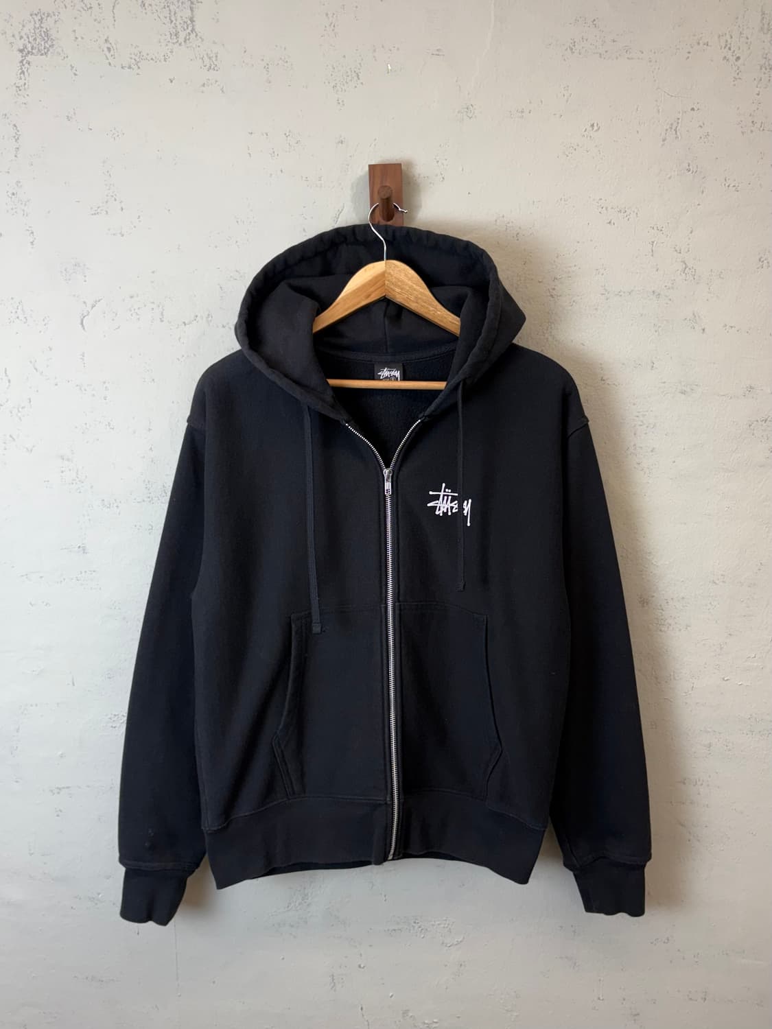 스투시 헤비스웻 베이직 로고 블랙 후드집업 상품이미지2