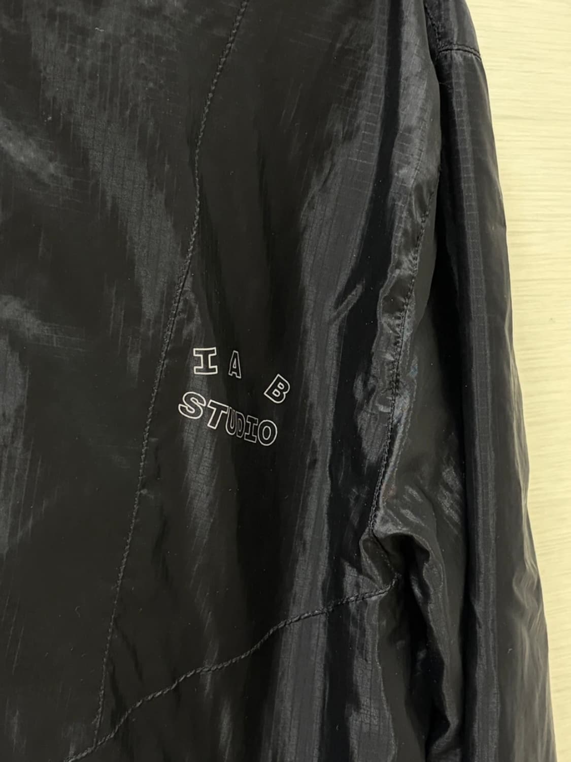 아이앱 스튜디오 립스탑 윈드 자켓 블랙 상품이미지3