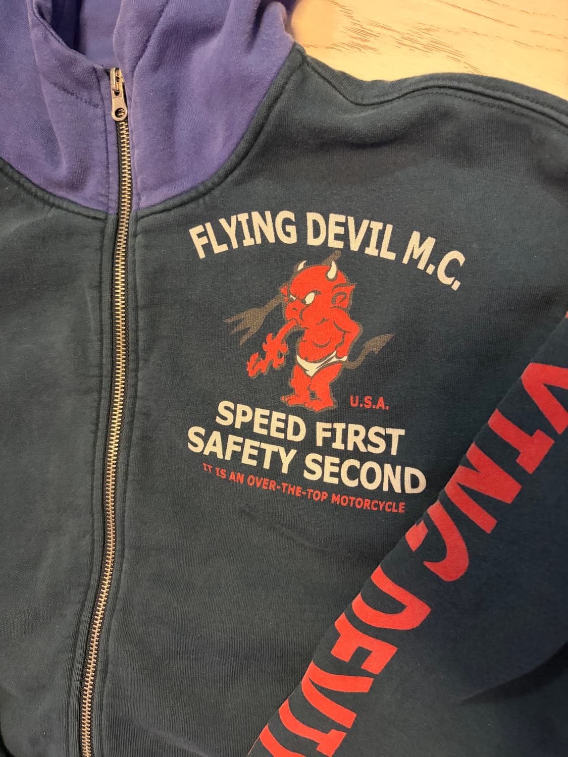 Ted company hoodie 상품이미지2