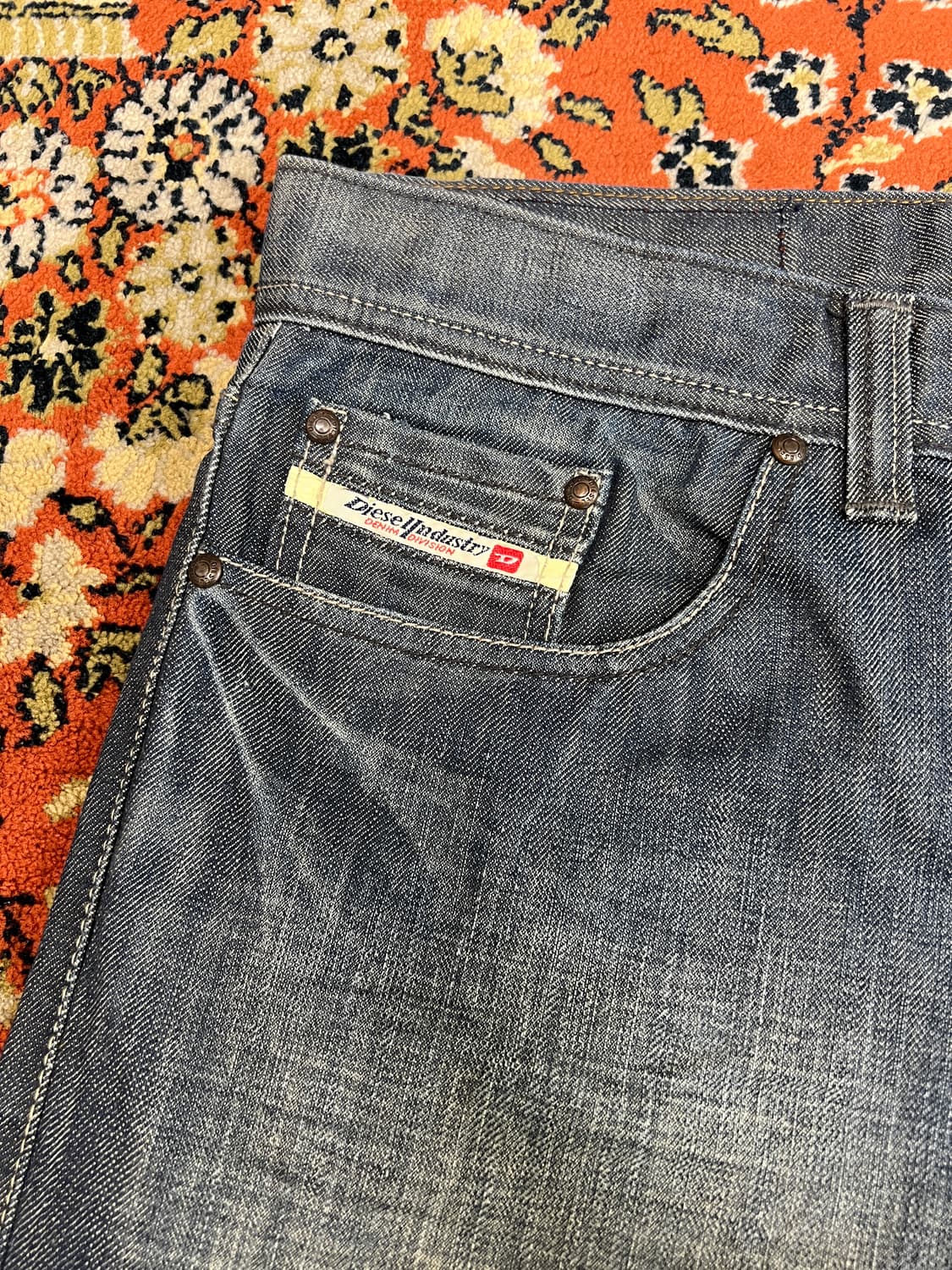 [33] DIESEL 디젤 그레이쉬 스트레이트 데님팬츠 상품이미지3