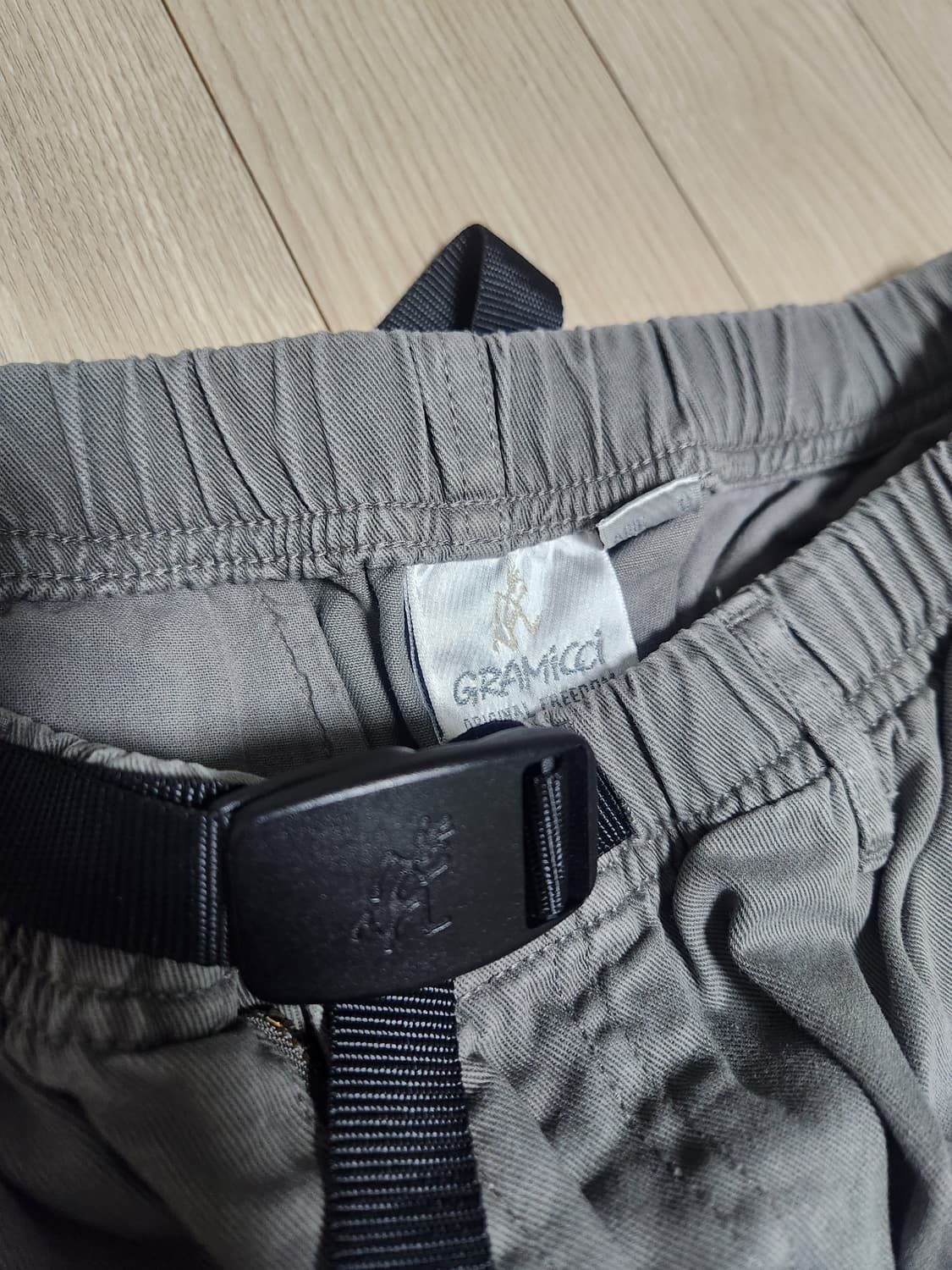Gramicci 그라미치 테이퍼드 팬츠 팝니다. 상품이미지3