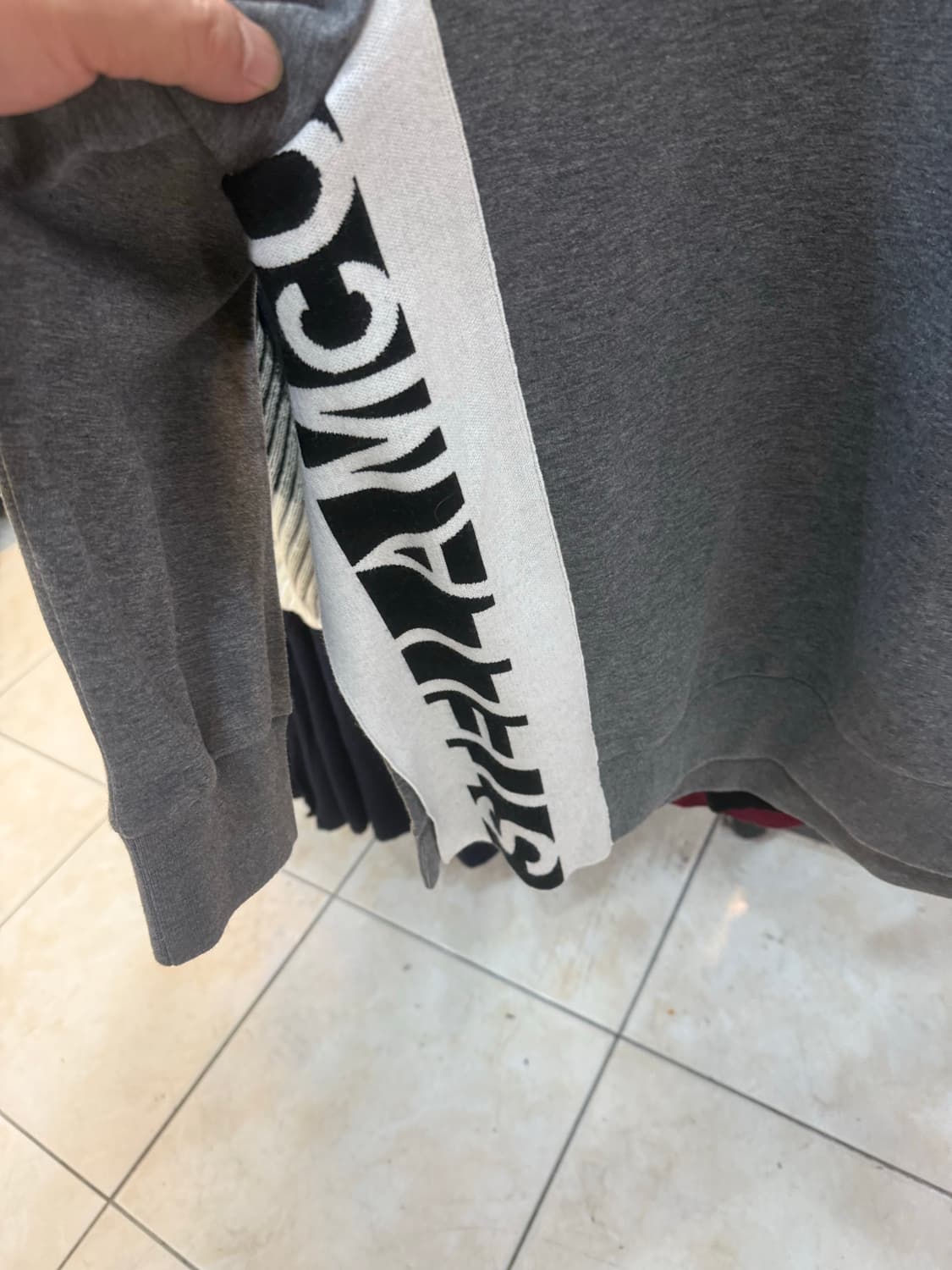 36/55-66 정품 스텔라맥카트니 테이프 맨투맨 팝니다 상품이미지6