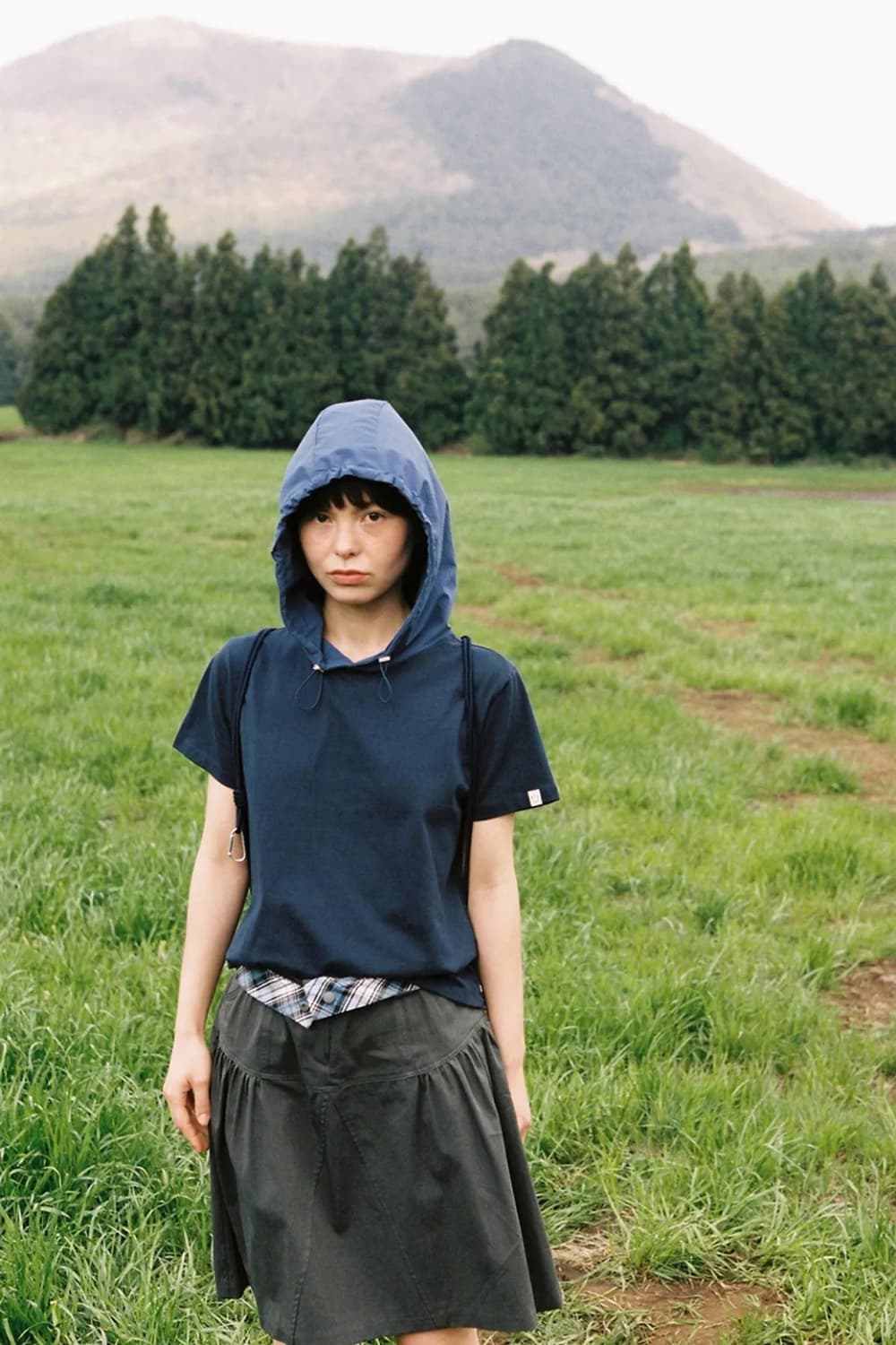 오헤시오 치마 LOW SHIRRING MIDI SKIRT, KHAKI 상품이미지3