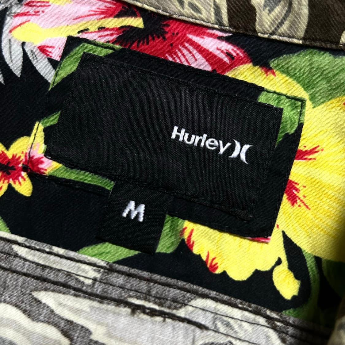 [M] Hurley 헐리 카모 패턴 반팔 셔츠 상품이미지6