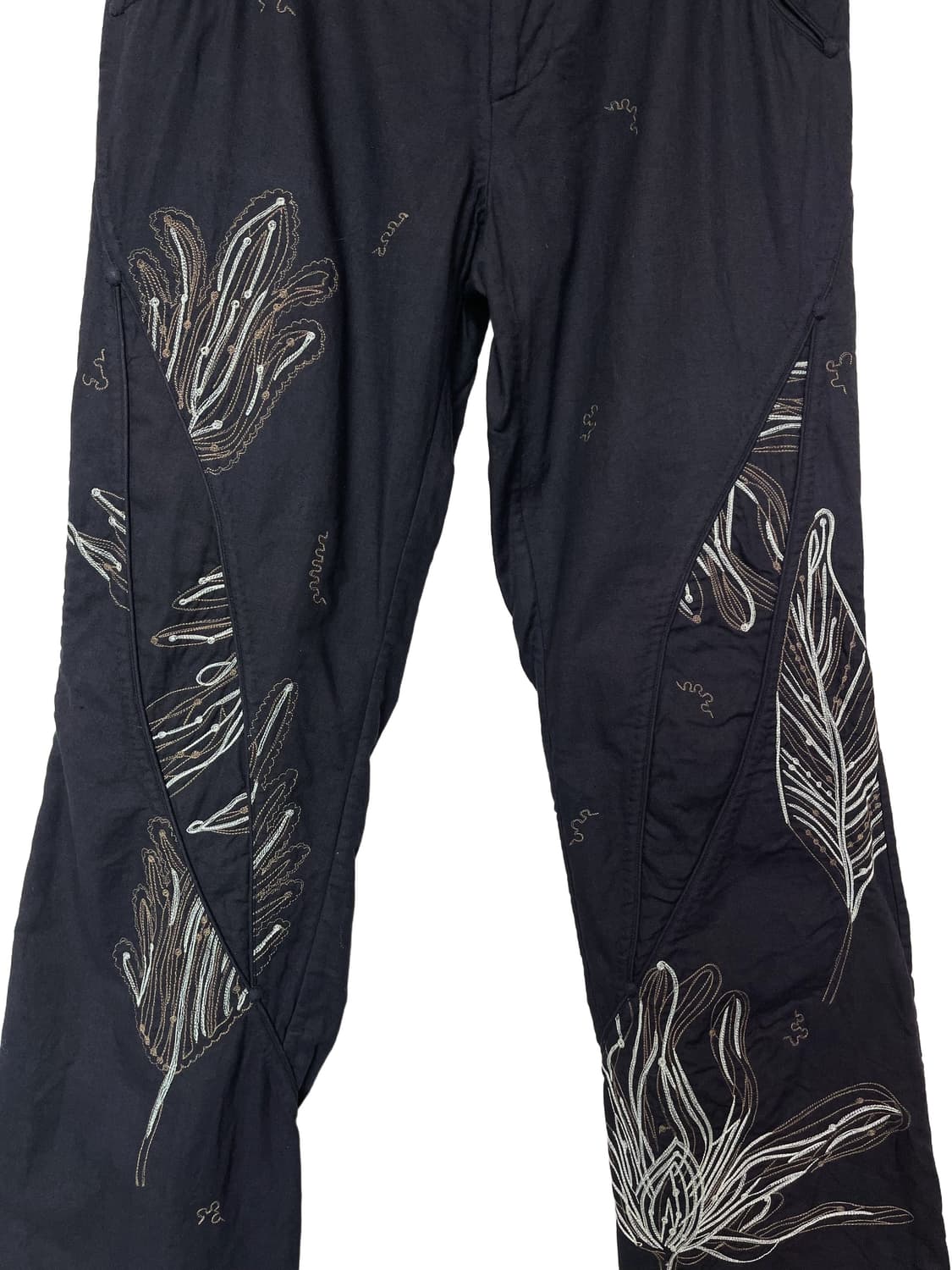 HaaT ISSEY MIYAKE Embroidered Trousers 상품이미지2
