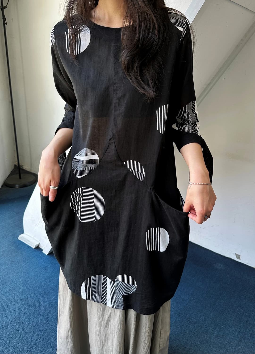 Cotton shirred panel design onepiece 상품이미지10