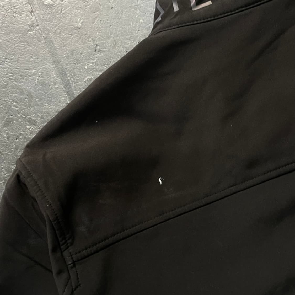 105 타미힐피거 폴리쉘 자켓 상품이미지6