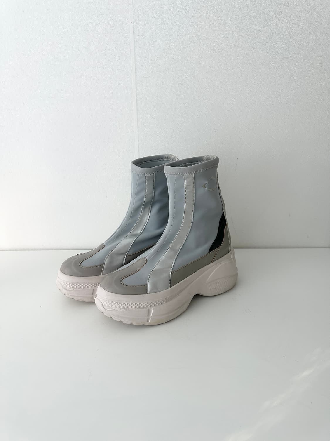 MSCHF Rhombus winter boots_ Light grey 상품이미지4