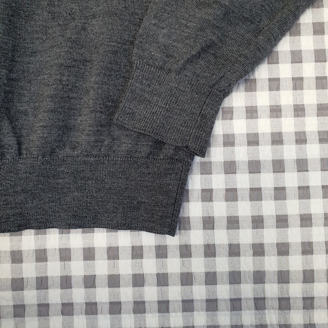 유니클로 울100 얇은 가디건 남자95 상품이미지4