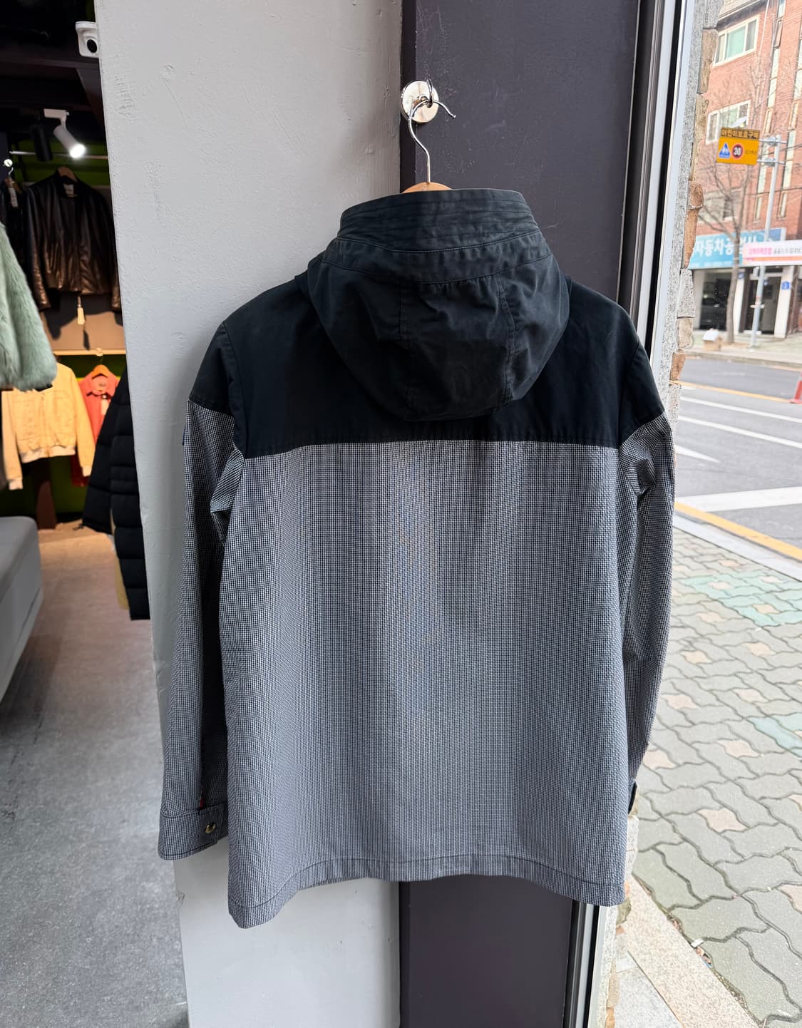 2/ 몽클레어 감마블루 금장버튼 쉘 후디 자켓 상품이미지8