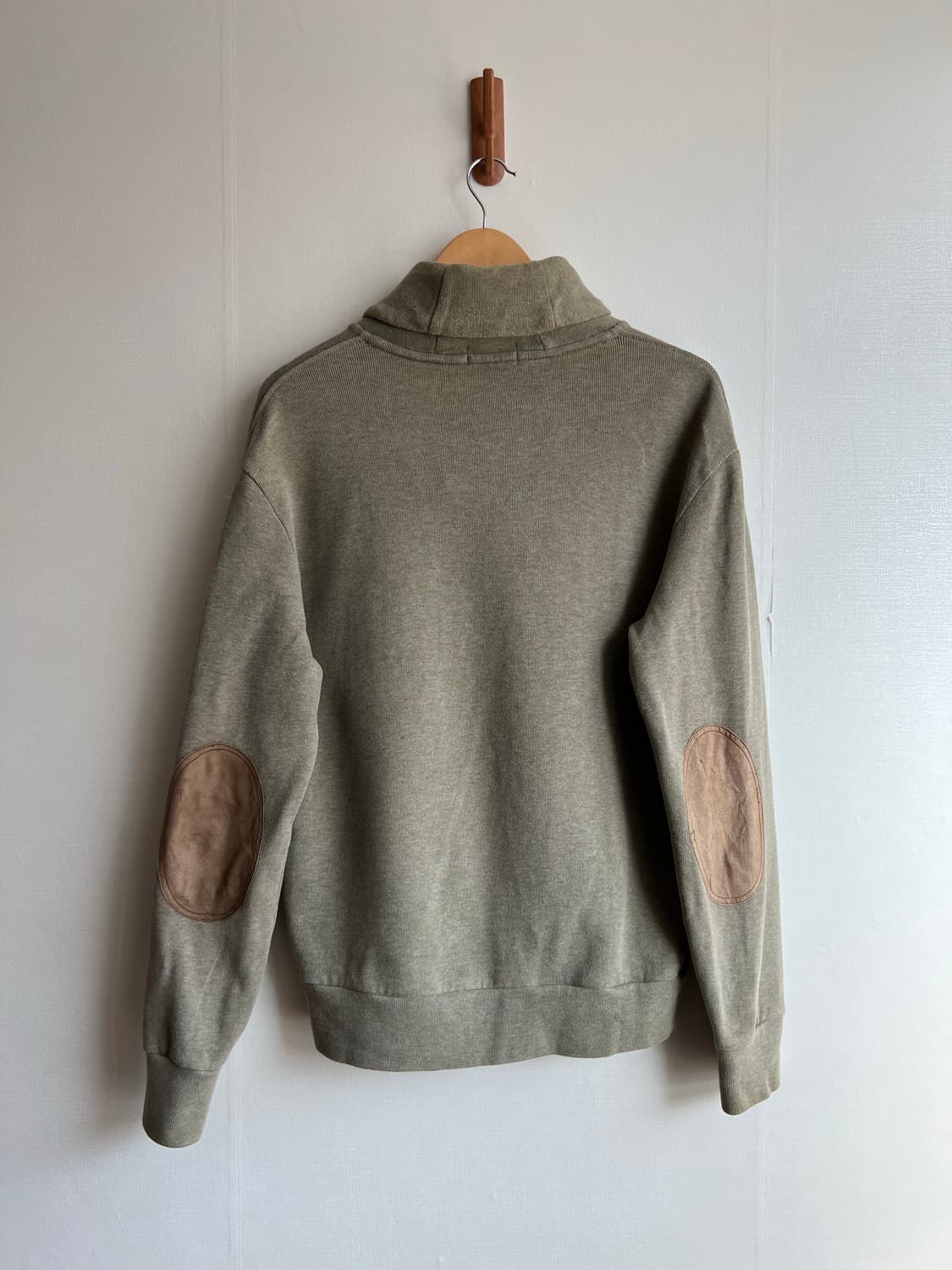 폴로 엘베우 패치 숄카라 니트 상품이미지5