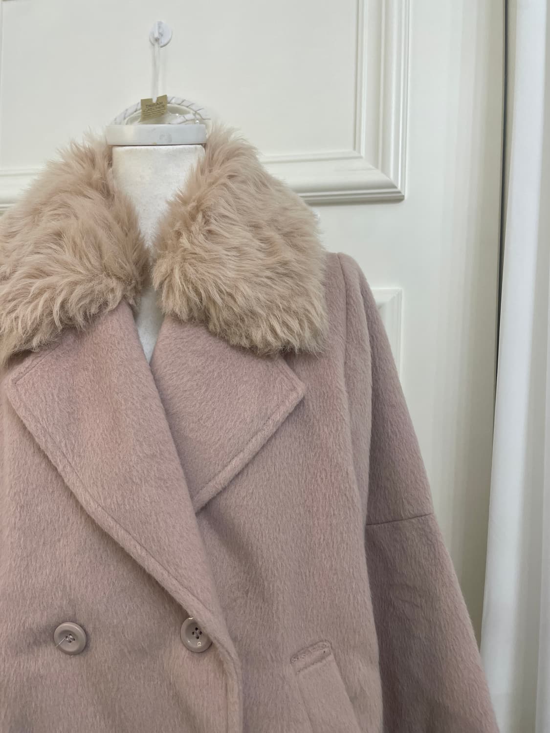 indipink fur cape style coat(size-M) 상품이미지6
