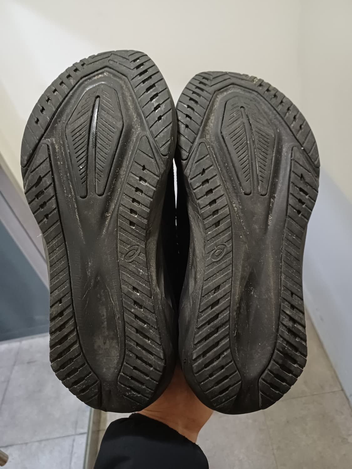 아식스 노바블라스트5 270mm 상품이미지3