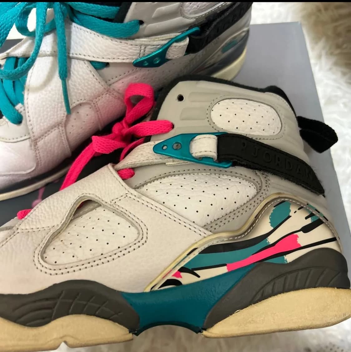 에어조던 레트로8 사우스비치 250 상품이미지2