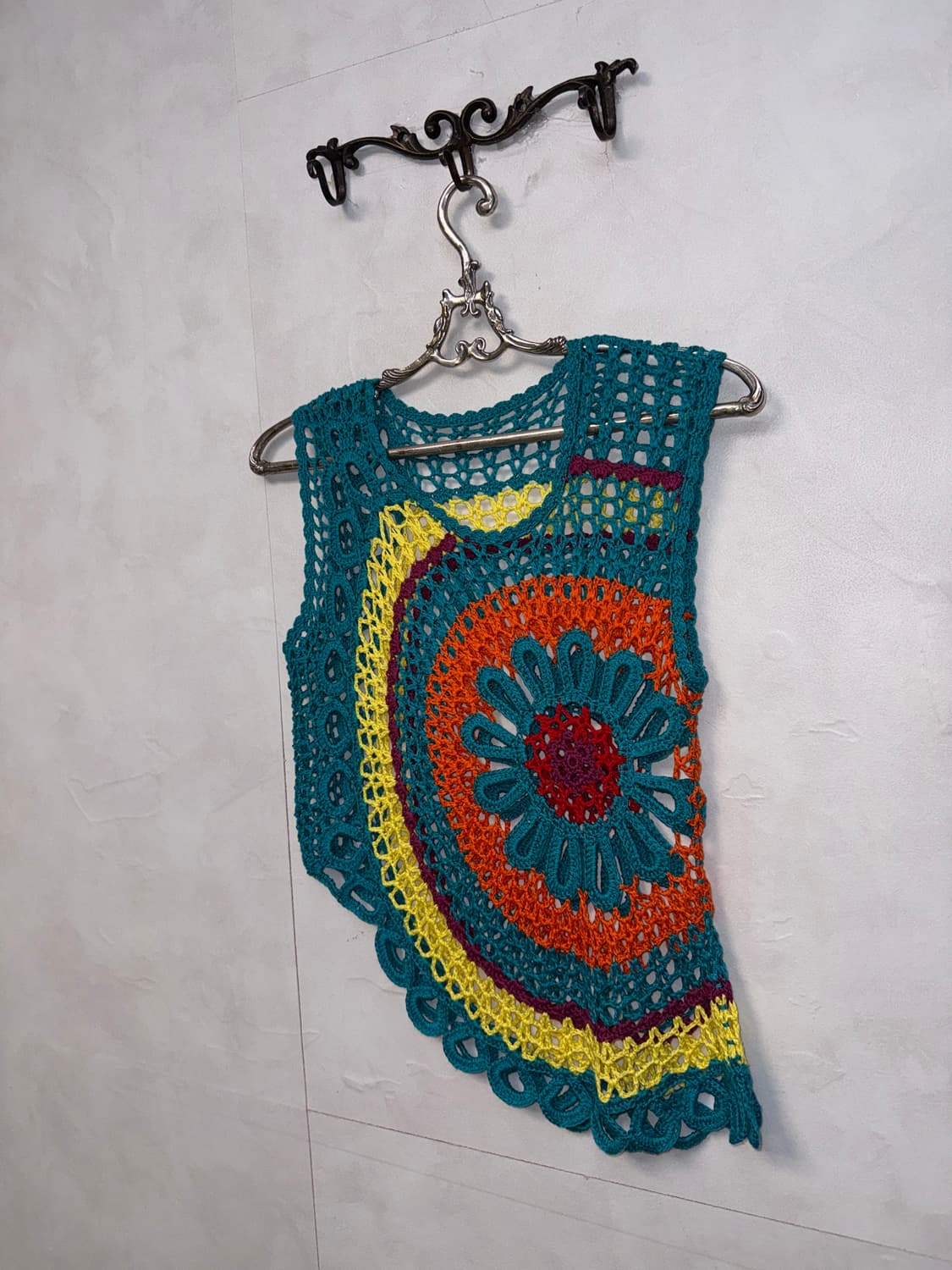 Blue green flower mandala crochet 슬리브리스 상품이미지6