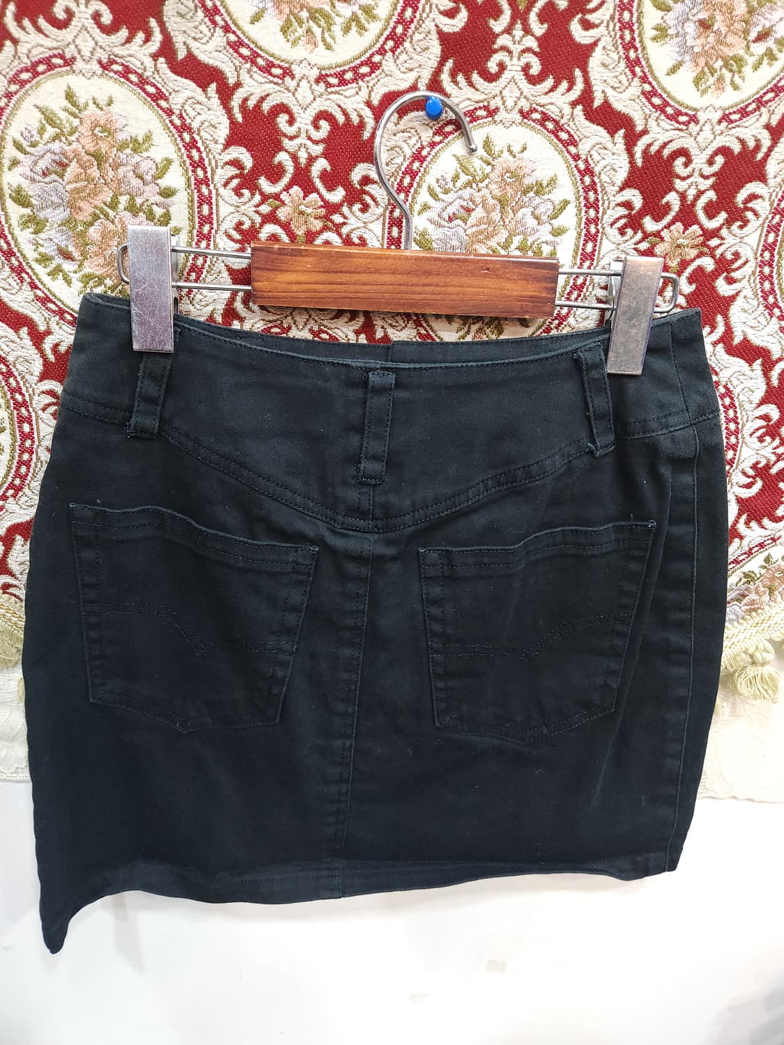 히스테릭글래머 금장버튼 스판 코튼 스커트

 상품이미지5