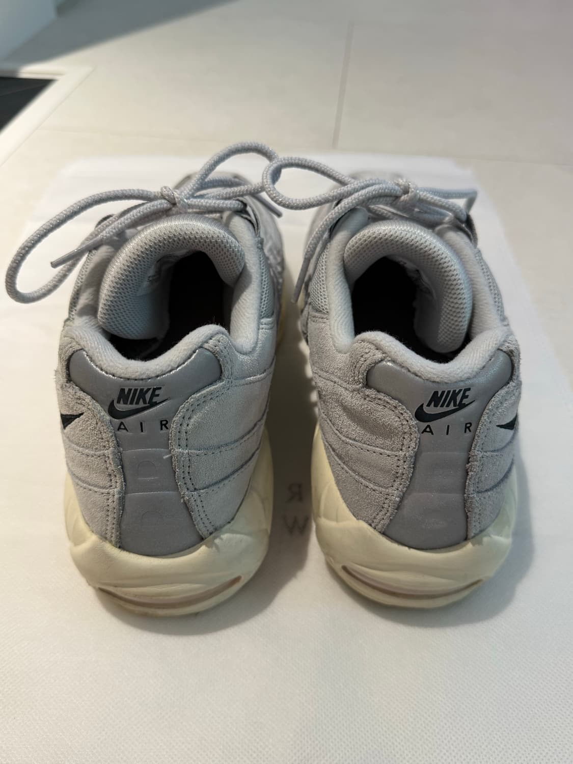 나이키 Nike Air Max 95 Grey Fog and Pink 상품이미지4