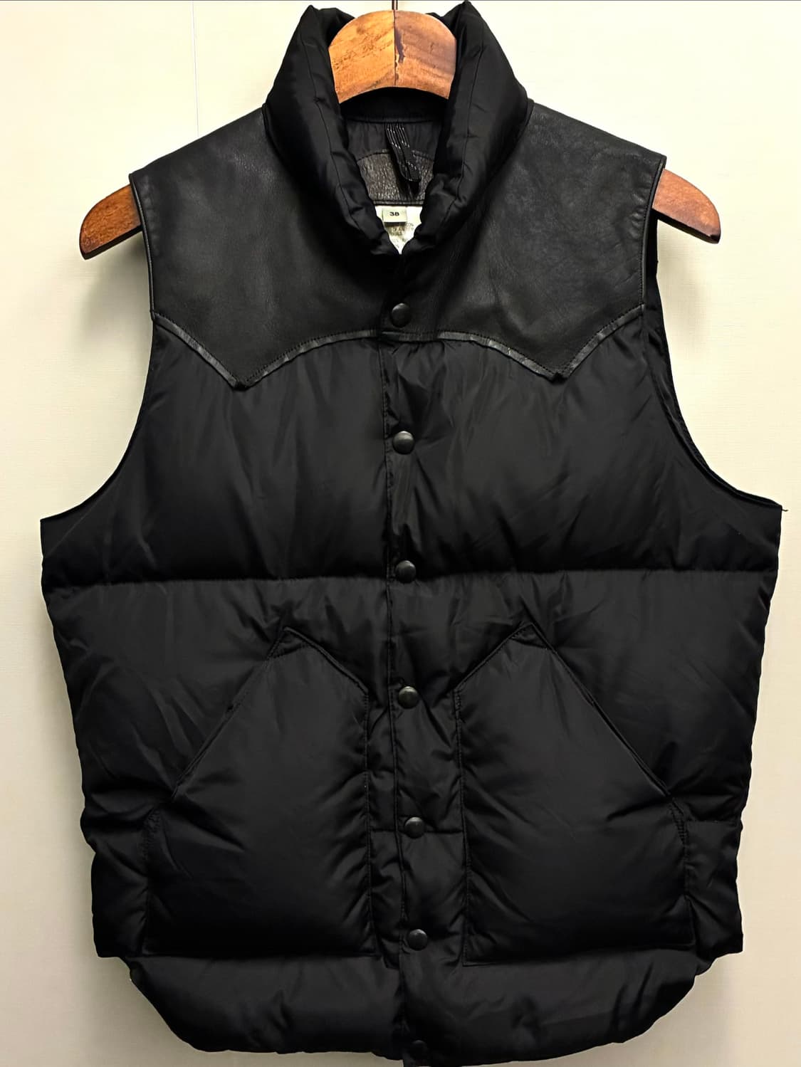 (38/95)록키마운틴 페더베드 다운 베스트 조끼 트리플블랙 상품이미지1