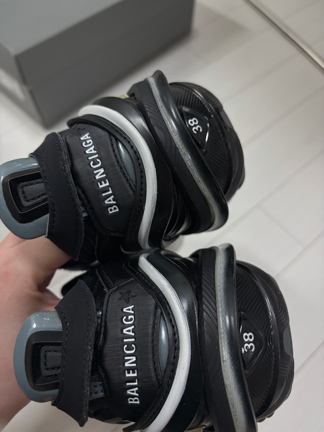 발렌시아가 타이렉스 슈즈 250(38) 상품이미지4