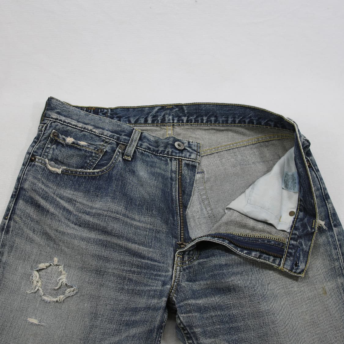 (착용컷) 리바이스 507 부츠컷 진 (남성용 33.5) 상품이미지5