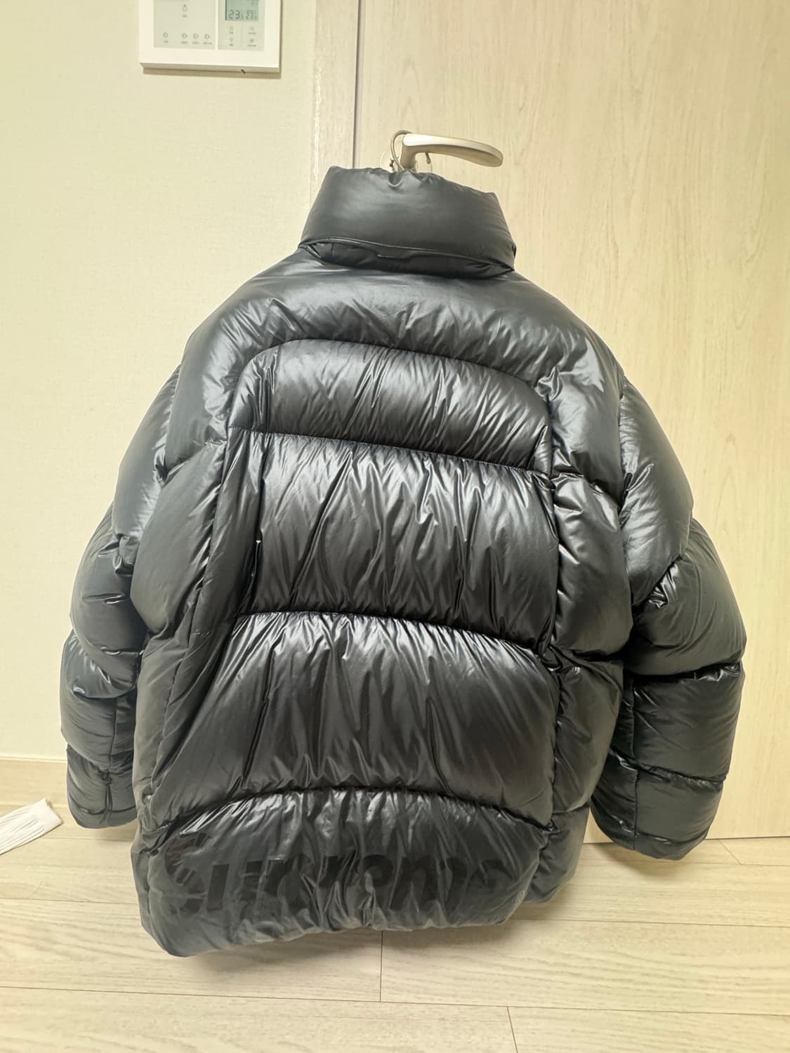 슈프림 페더웨이트 다운 퍼퍼자켓 블랙 l사이즈 상품이미지3