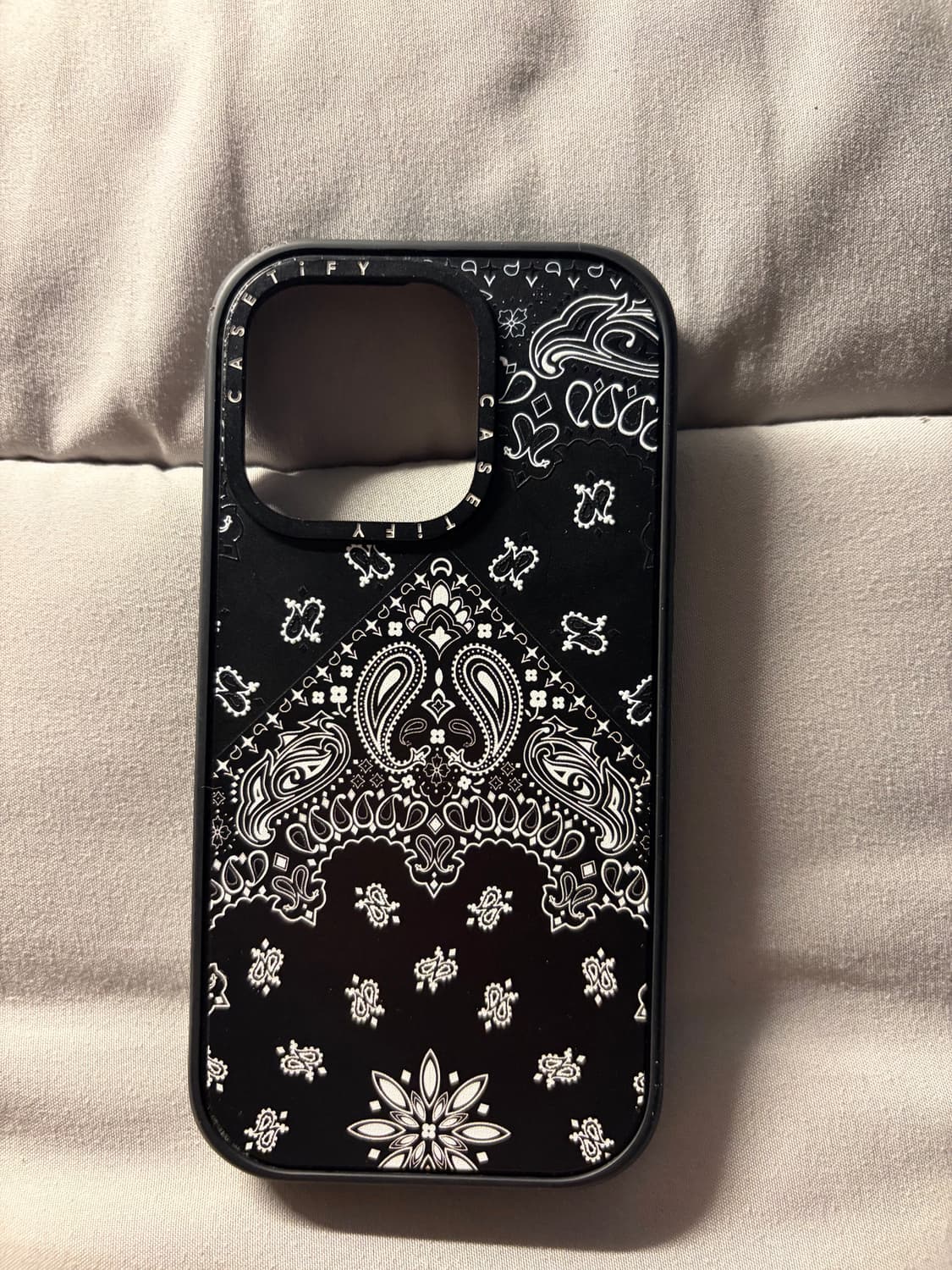 케이스티파이 14pro 14프로 반다나 케이스 상품이미지1