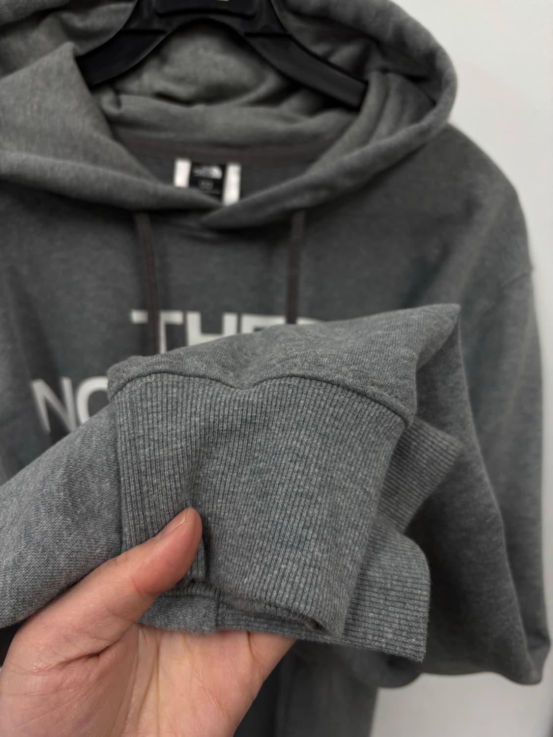 노스페이스 후드티 상품이미지3