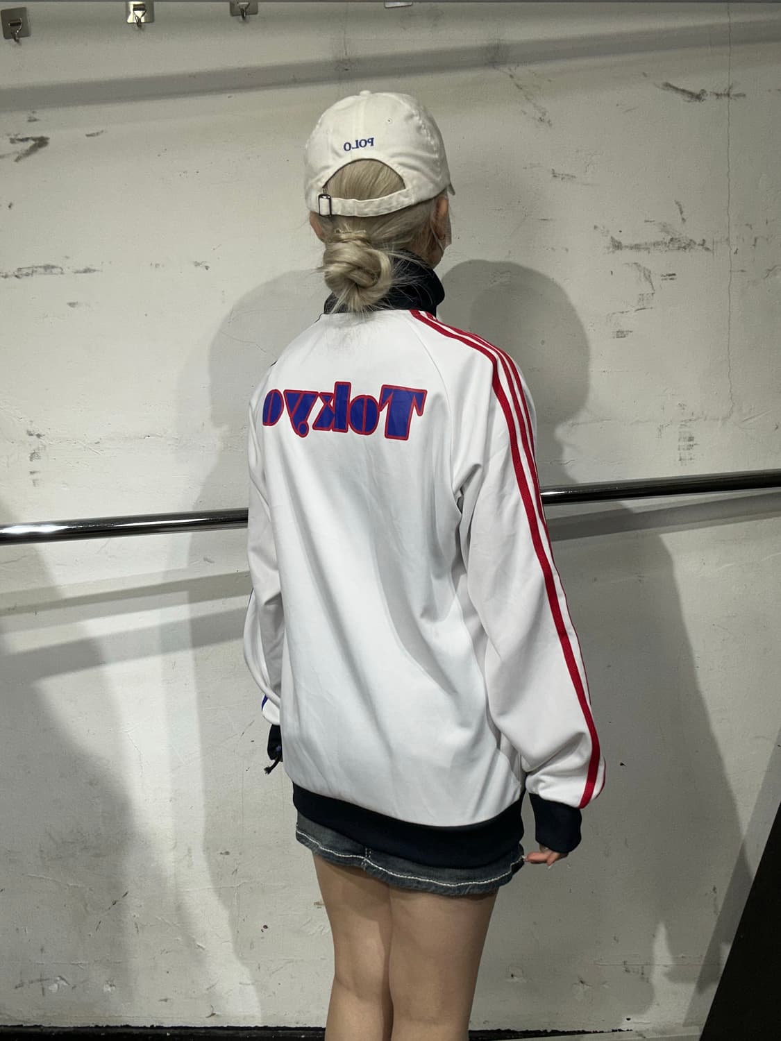 아디다스 화이트 빅 로고 레드 삼선 트랙탑 져지 L 상품이미지3