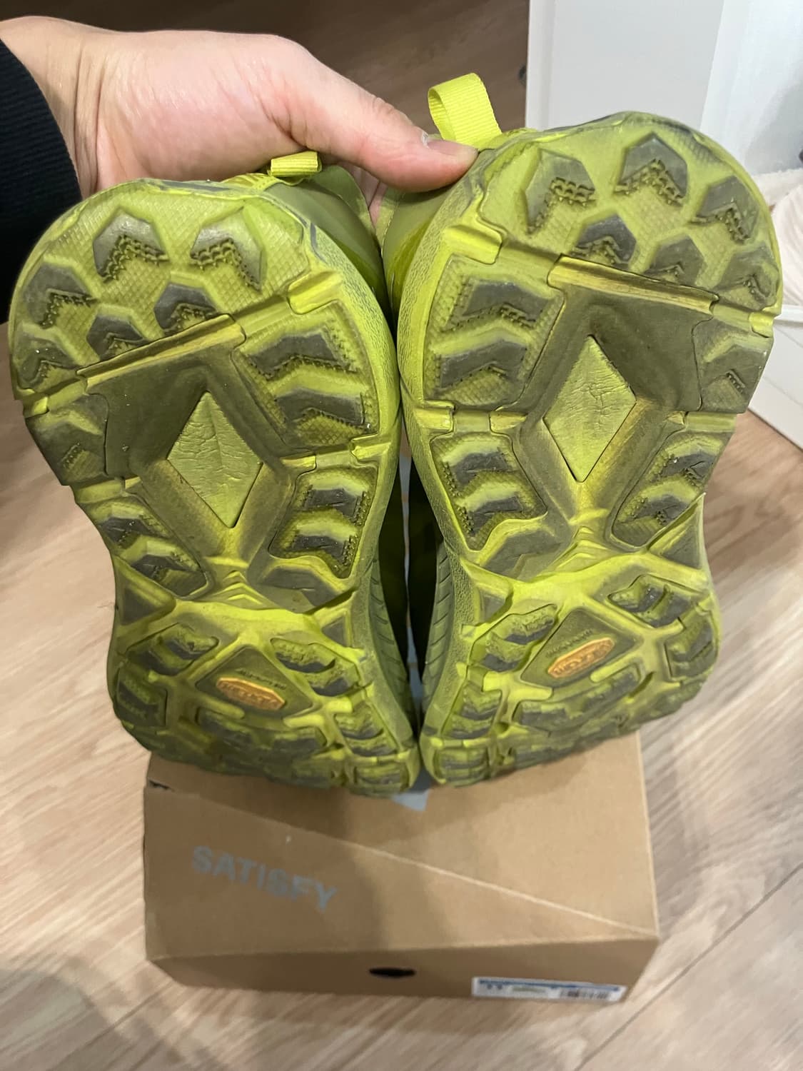 [290] satisfy hoka 새티스파이 호카 라임 상품이미지5
