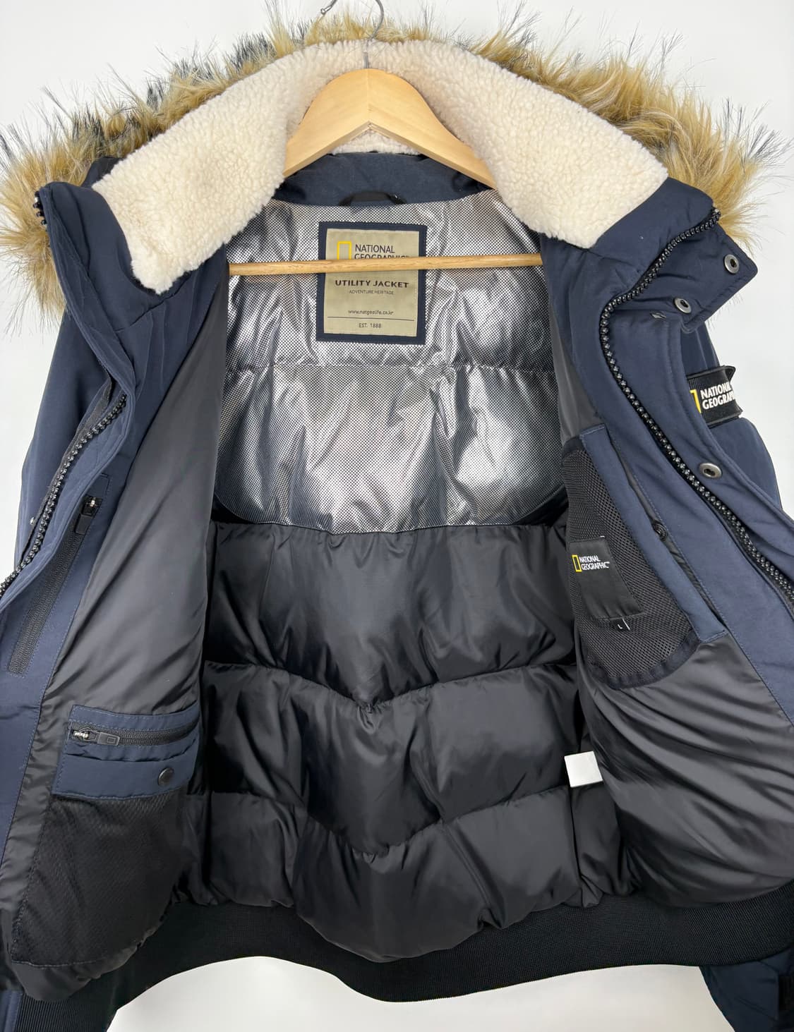 내셔널지오그래픽 타루가 퍼 트리밍 후디 다운 점퍼 상품이미지3