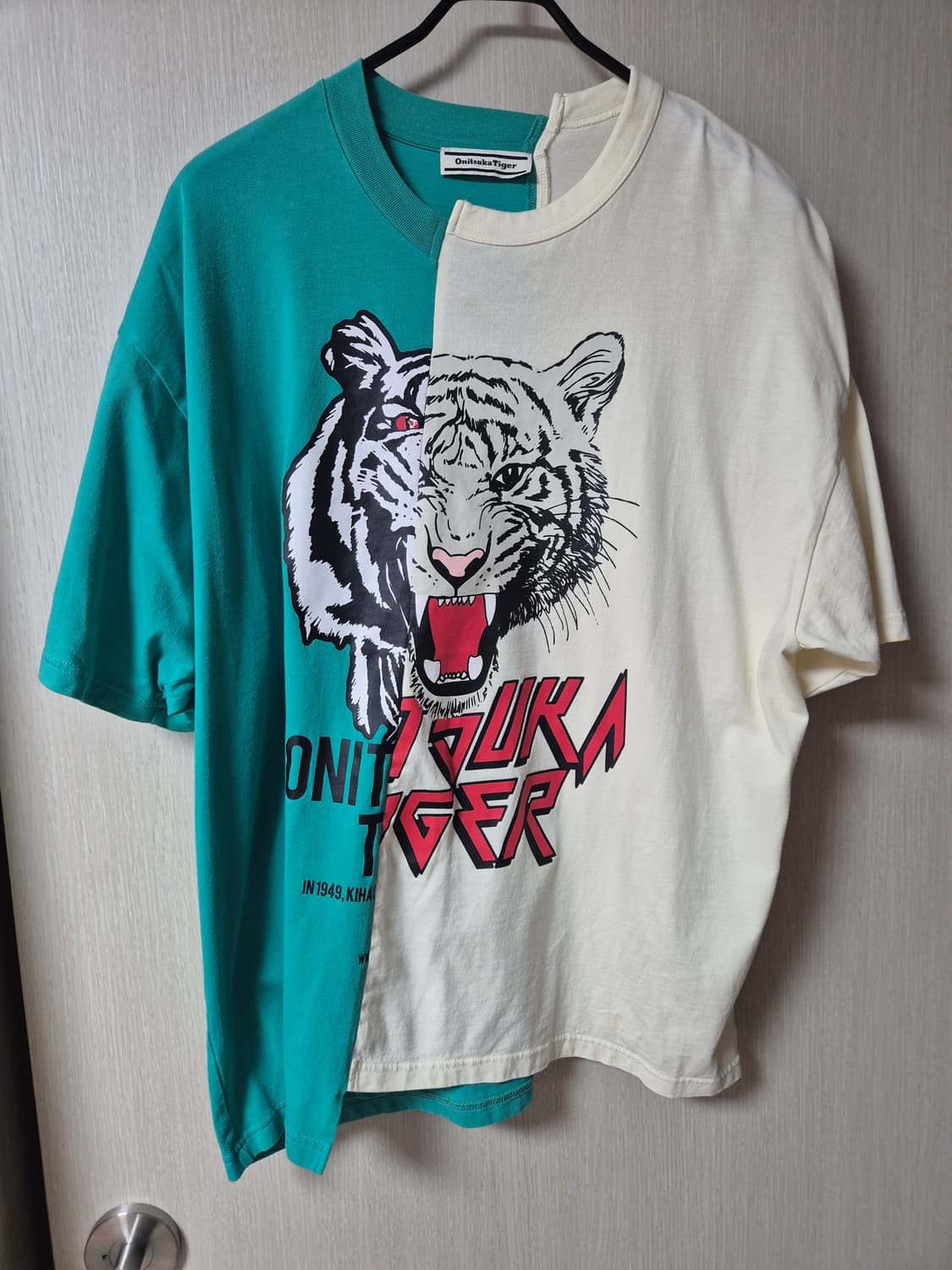 오니츠카타이거 타이거 반팔티 티셔츠 라지 상품이미지1