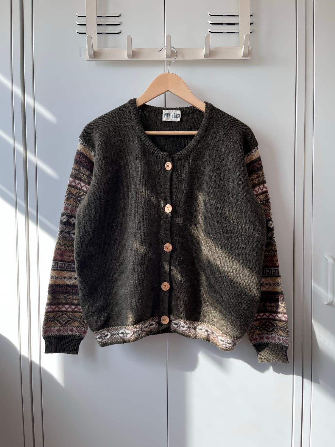 핑크하우스 노르딕 울니트 라운드 가디건  상품이미지1