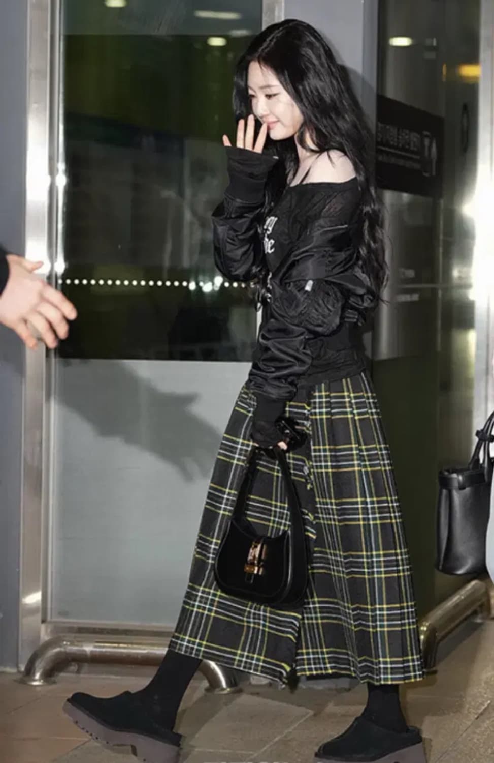 [새상품] 스무드무드 체크 랩 스커트 상품이미지3