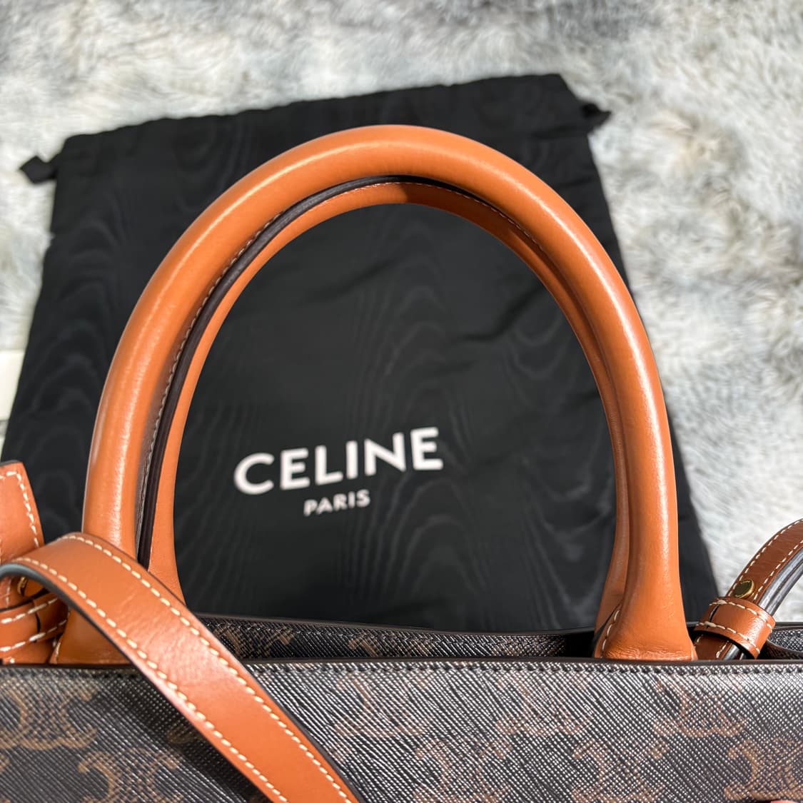 셀린느 트리옹프 카바스백 스몰  상품이미지6