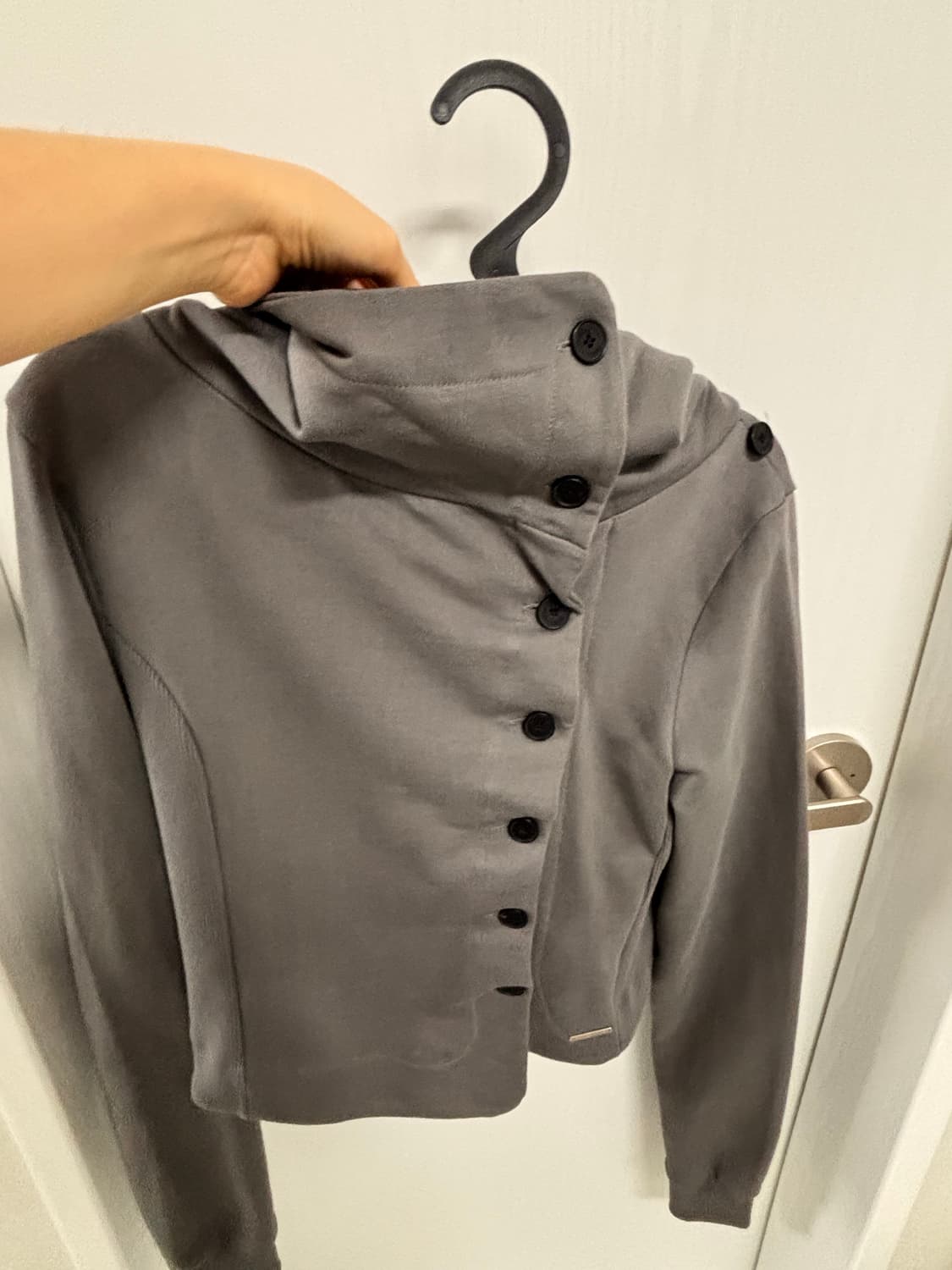 미세키서울 cowl neck 버튼 후드 상품이미지7