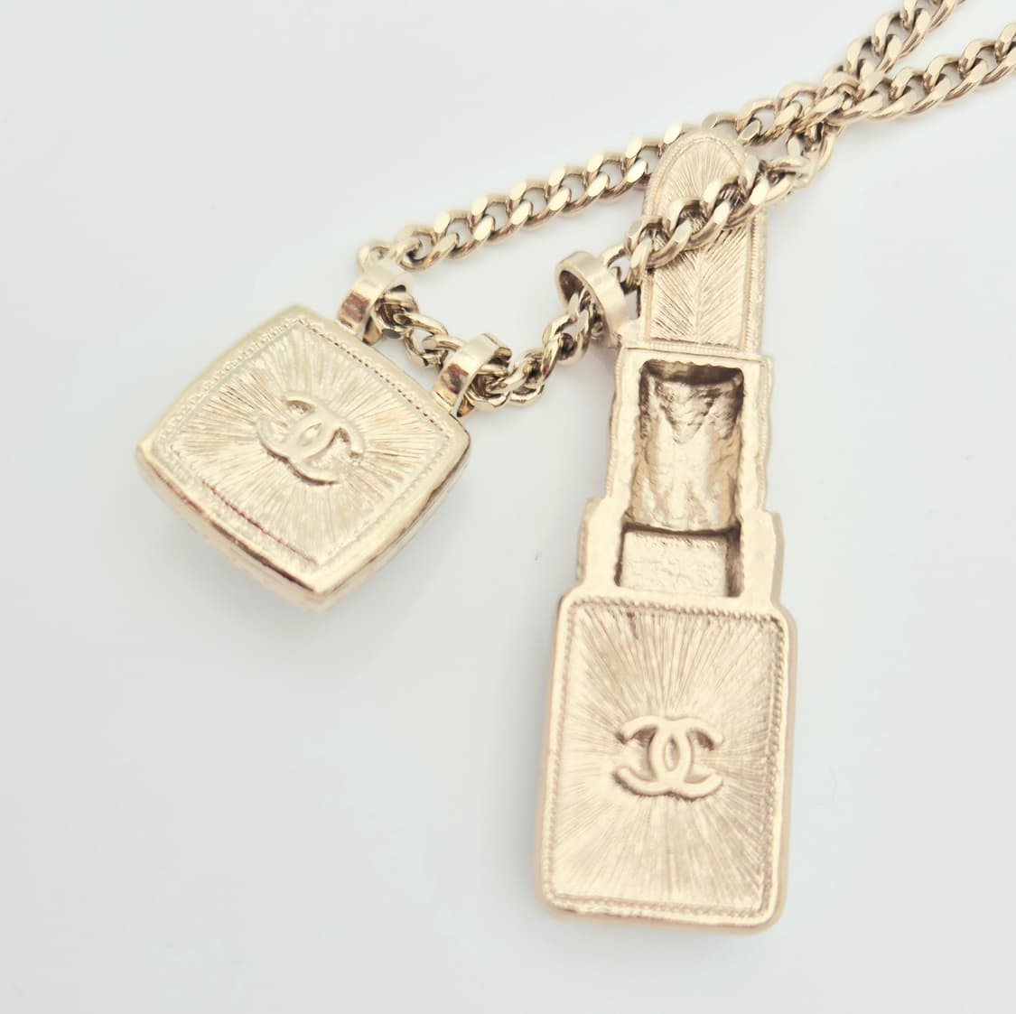 샤넬 립스틱 & 컴팩트 펜던트 목걸이 상품이미지9