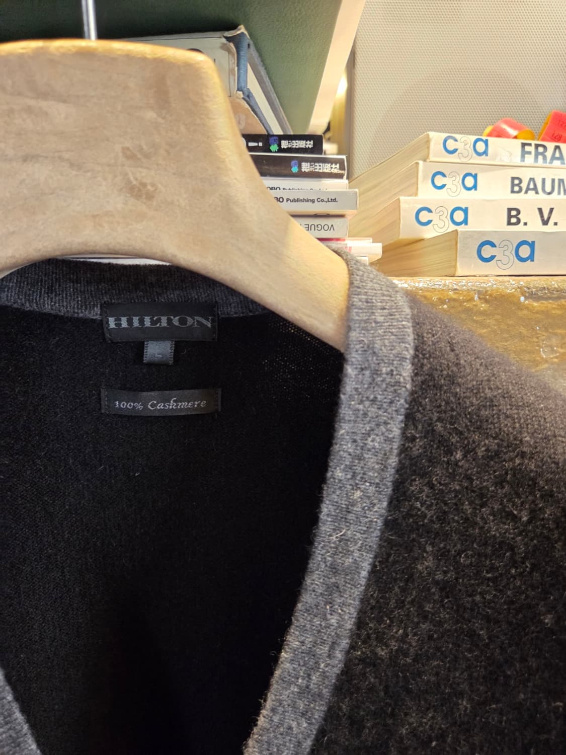 힐톤 캐시미어 베스트 상품이미지3