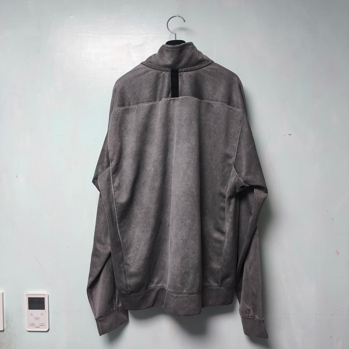 [L] 나이키 워시드 리바이벌 트랙탑 져지 상품이미지3