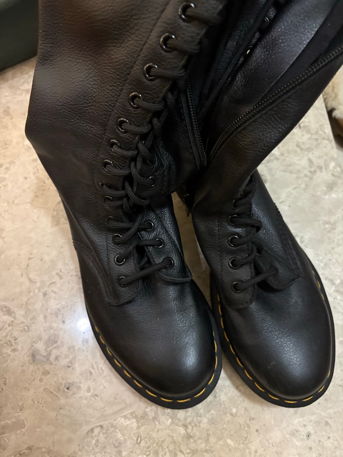 닥터마틴 1b60 상품이미지1