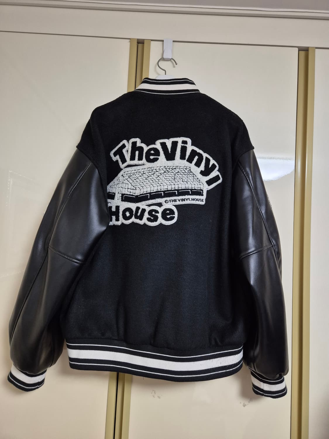 YIN YANG 바시티자켓 상품이미지2