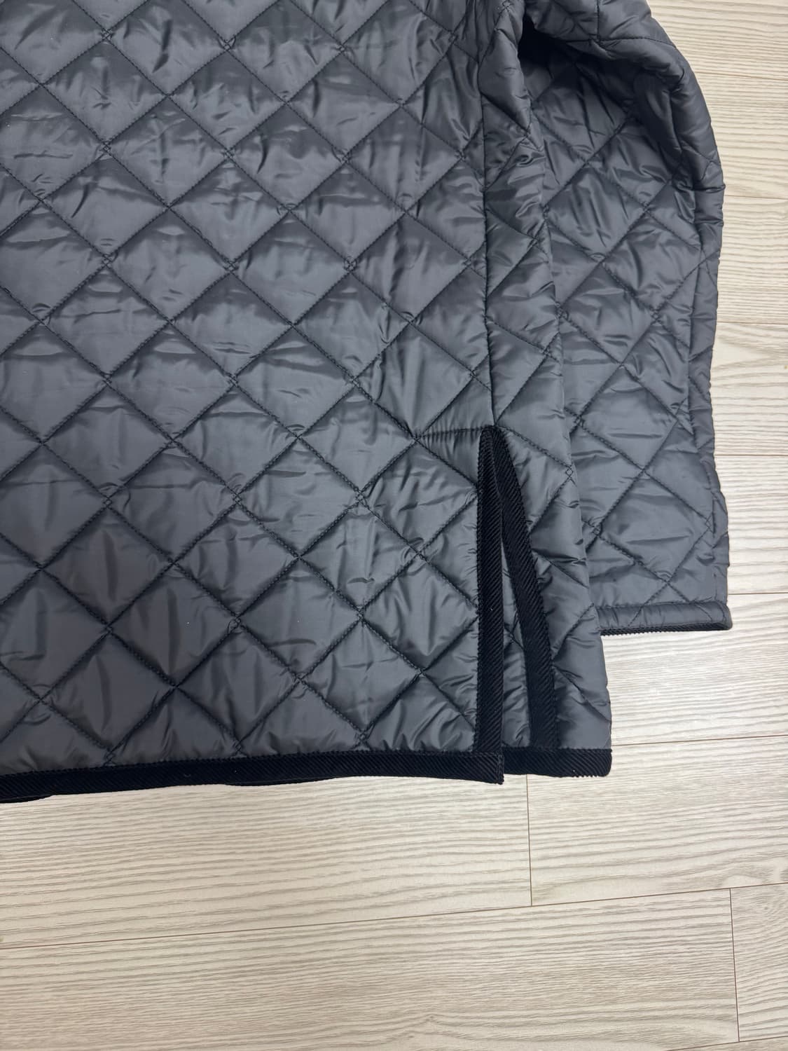 라벤헴퀼팅자켓 사이즈 M 상품이미지6