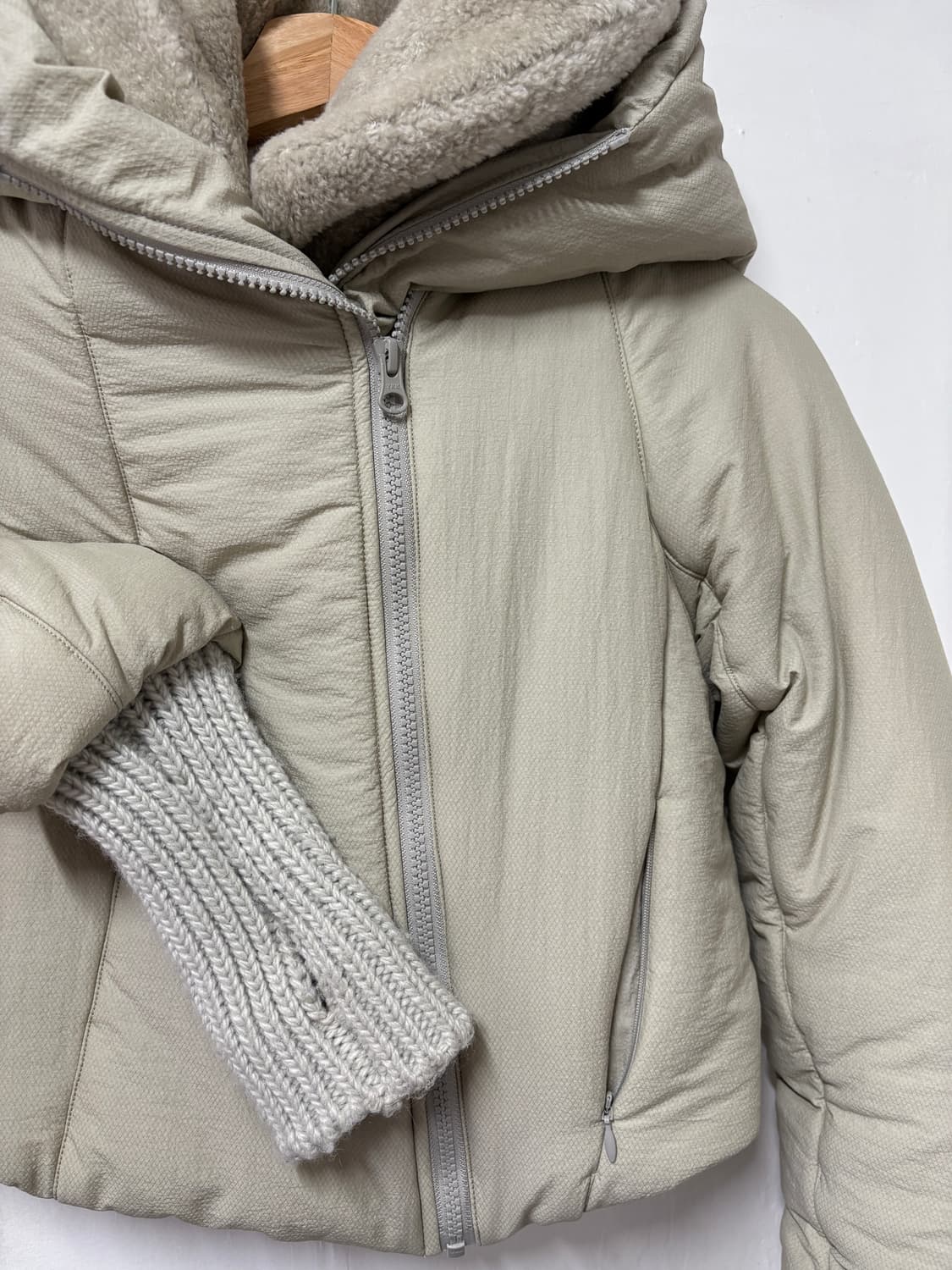 HYEINSEO 혜인서 padded shearing jacket  상품이미지5