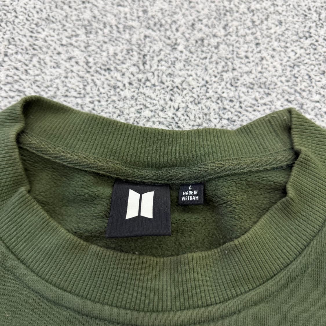 L BTS 오버핏 맨투맨 0128H1 상품이미지3