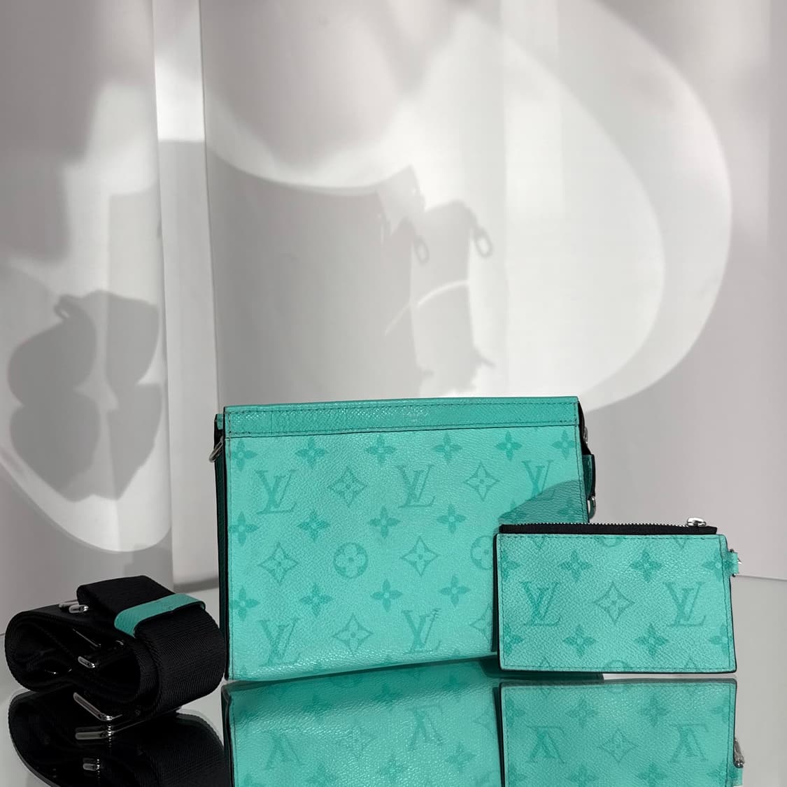 루이비통 모노그램 가스통 웨어러블 월릿 크로스백 상품이미지4