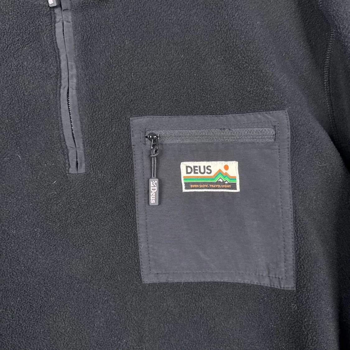 데우스 엑스 마키나 먼스터 하프 집업 폴라 플리스 상품이미지2