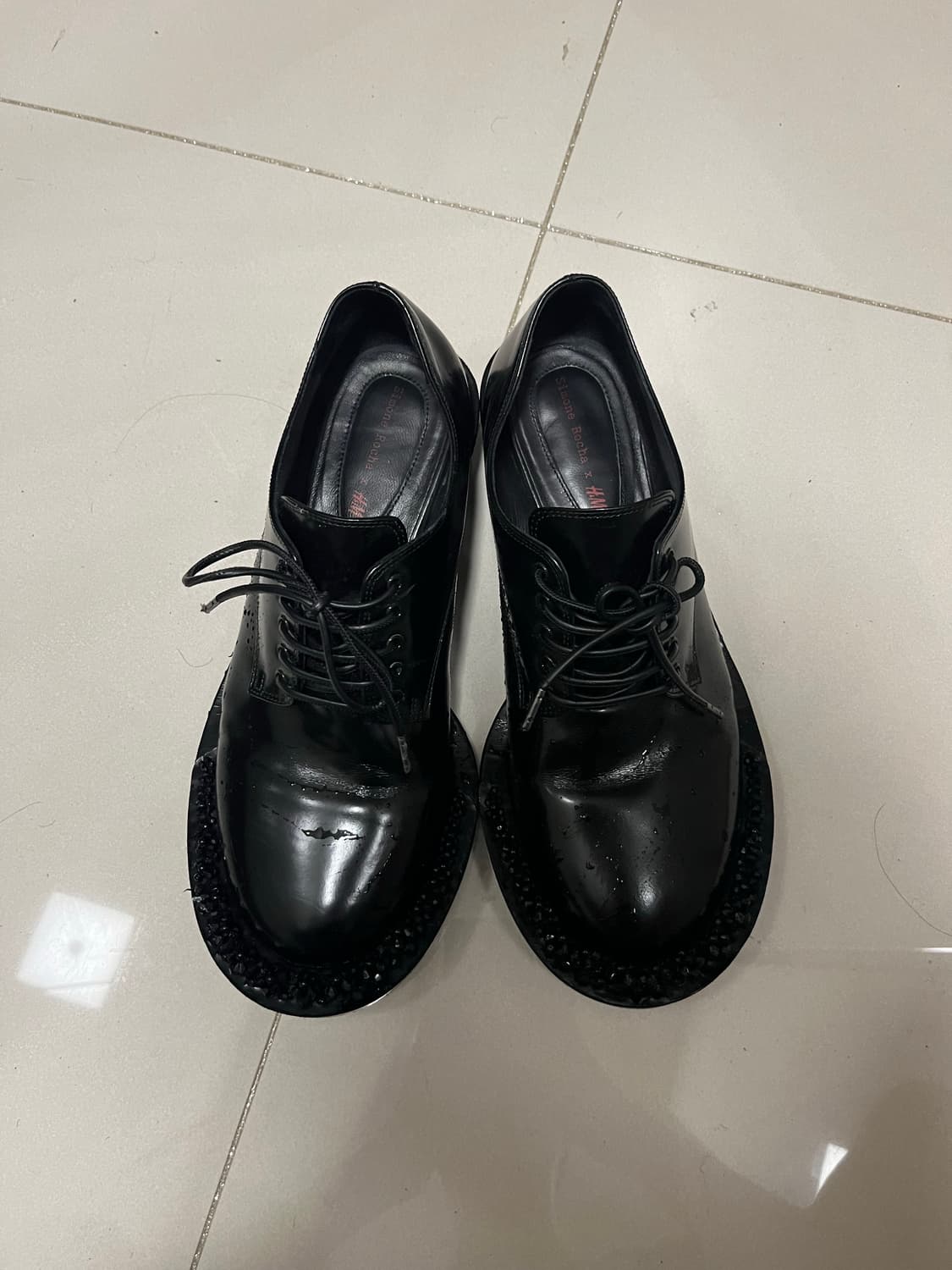 42 시몬로샤 hm 더비 상품이미지1