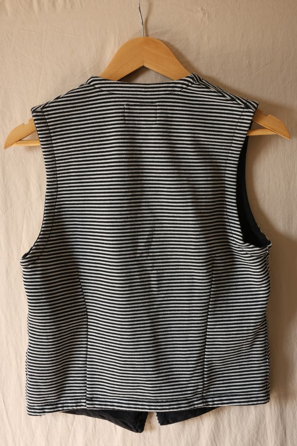 엔지니어드가먼츠 히코리 스트라이프 베스트 XS

 상품이미지5