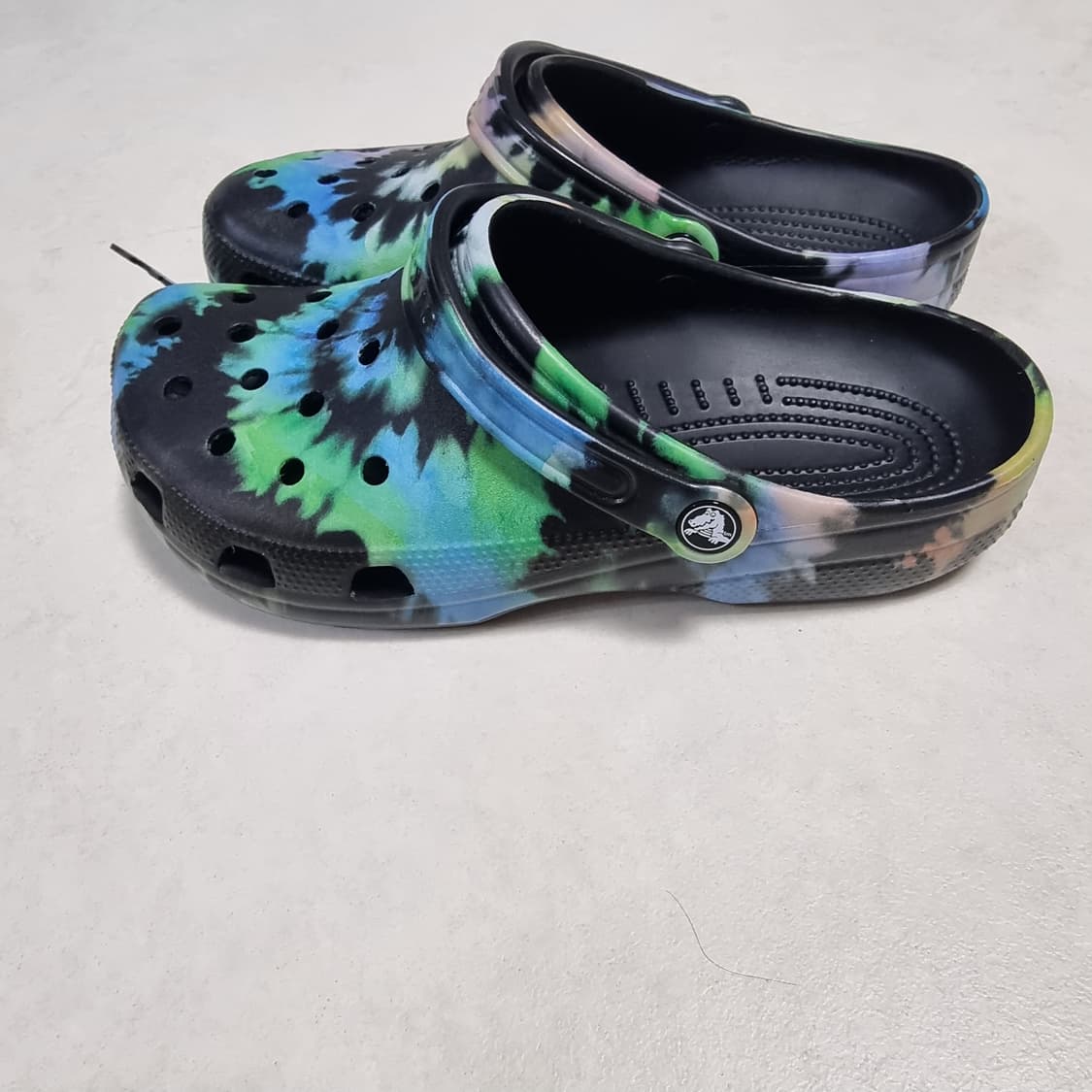 크록스 타이다이 클로그 상품이미지2