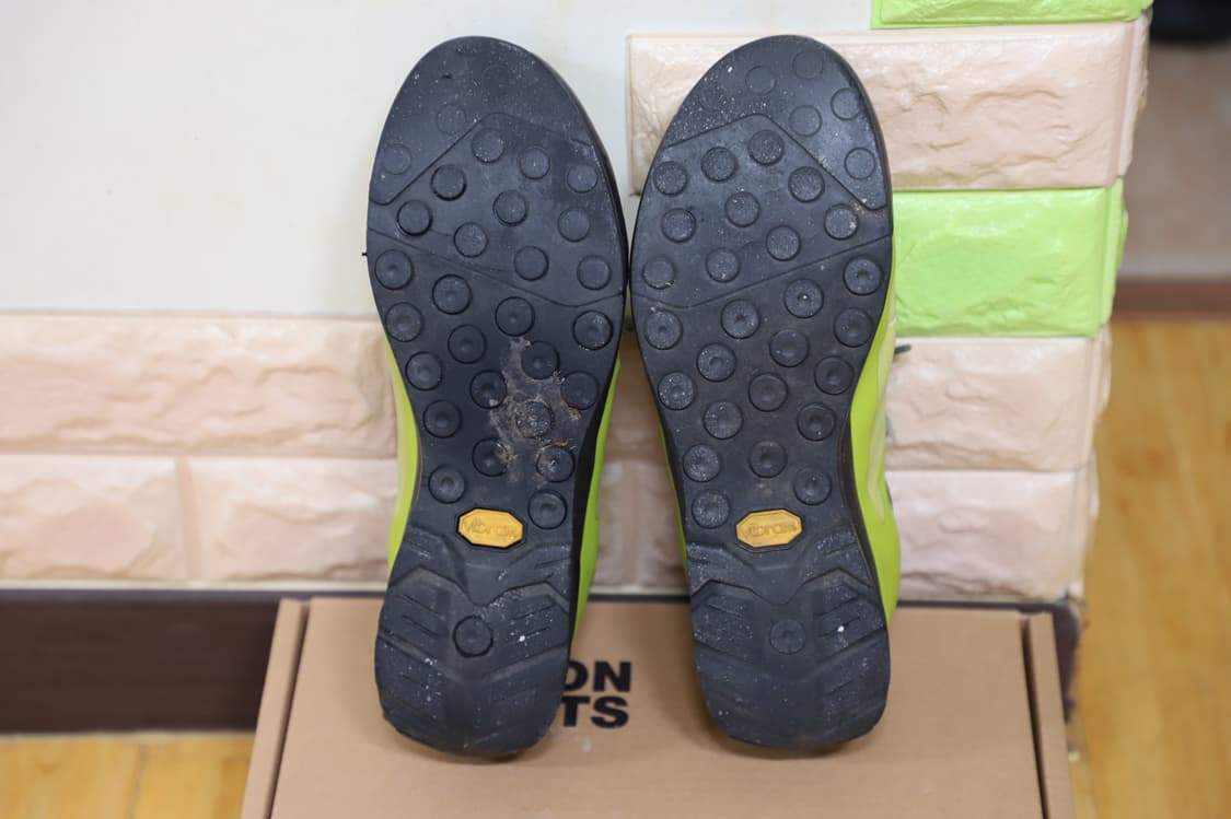 Arc'teryx Aclux SL Approach 슈즈 - 넬슨 정품 상품이미지4